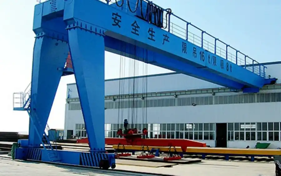 double-girder-semi-gantry-crane_(1).webp double-girder-semi-gantry-crane_(1).webp
