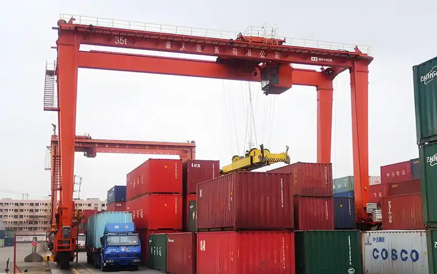 Crane Industry News: Rubber Tyred Container Gantry Crane: Flexible Container Handling for Modern Yards