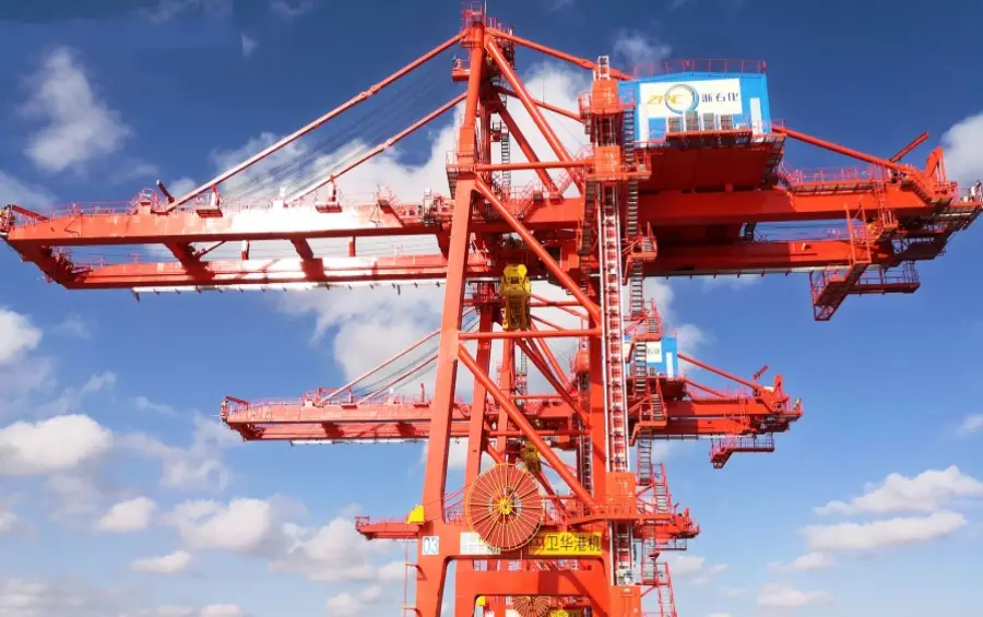 Crane Industry News: Ship-to-Shore Gantry Crane: The Most essential crane at ports